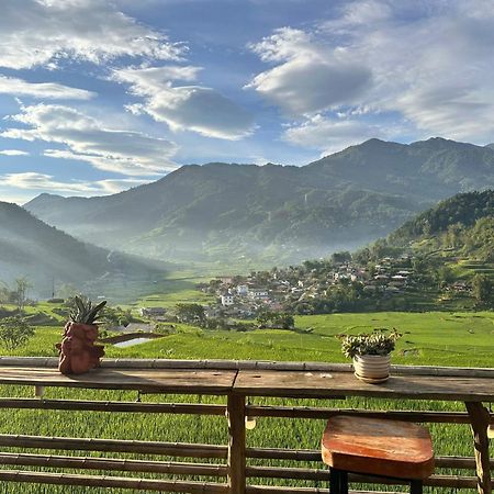 Zoni Home Tram Tau Cham Ta Lao Exteriér fotografie