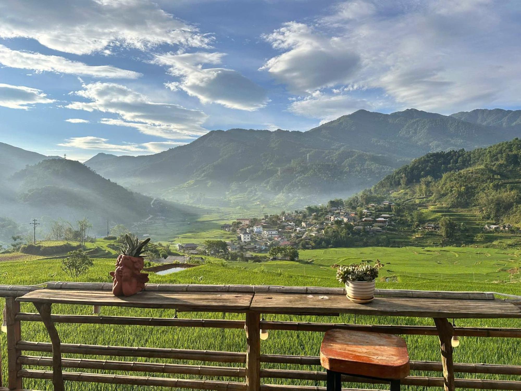 Zoni Home Tram Tau Cham Ta Lao Exteriér fotografie