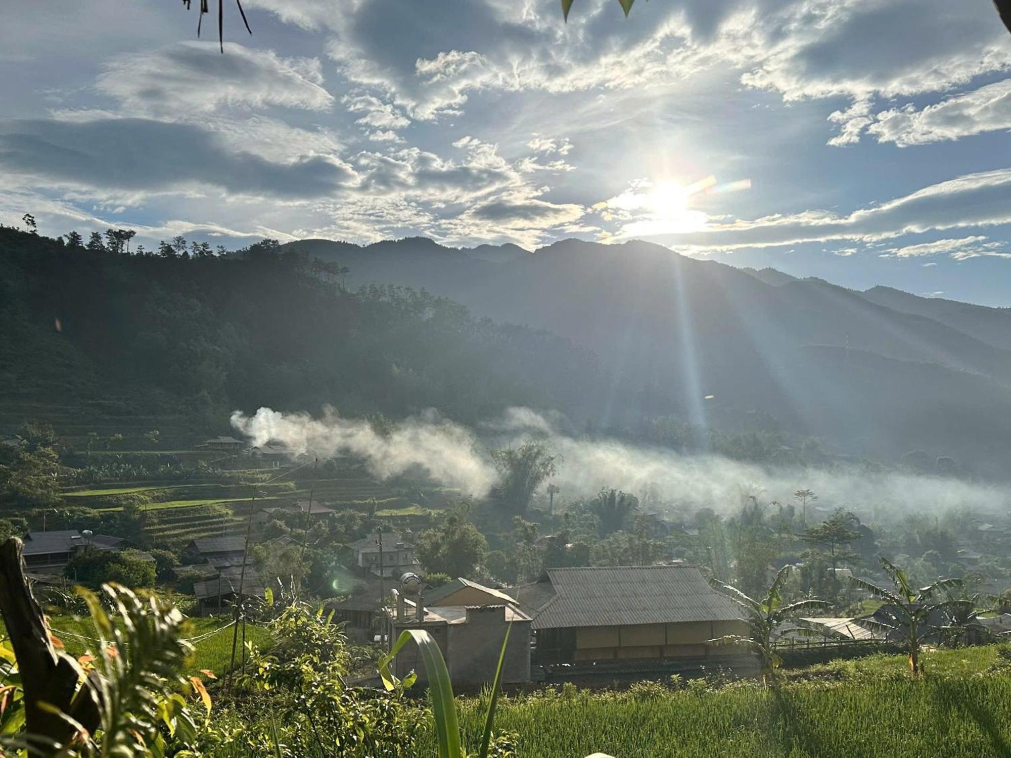 Zoni Home Tram Tau Cham Ta Lao Exteriér fotografie